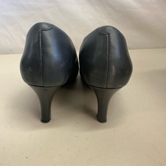 Clarks Artisan Charcoal Blue Leather Comfort Pumps – Size 9.5M Office Comfort - Picture 2 of 7